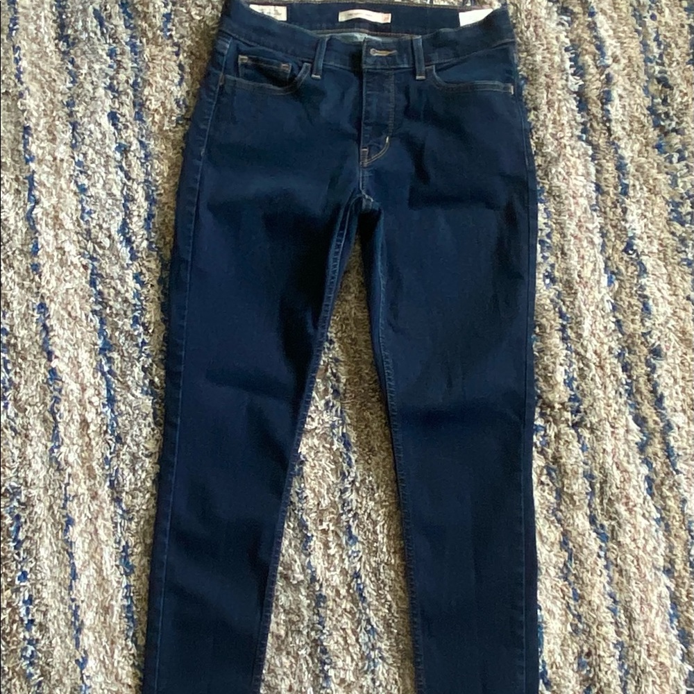 ❤️Levi’s 710 -size 29 Super Skinny Jeans